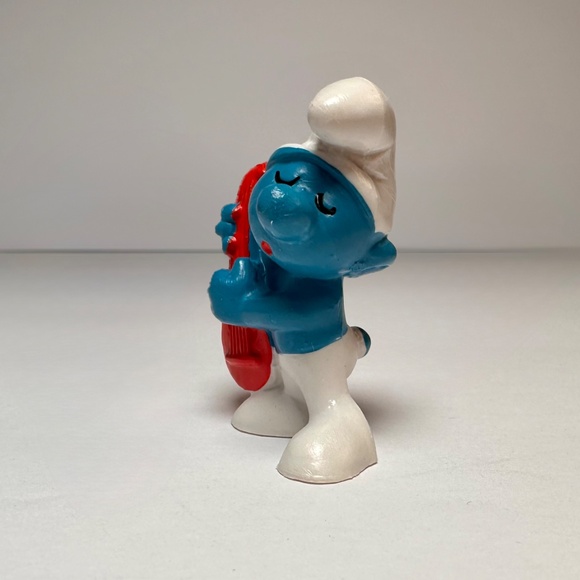 Vintage Poet Smurf with Red Lyre – PEYO – Made in Portugal - Picture 3 of 5